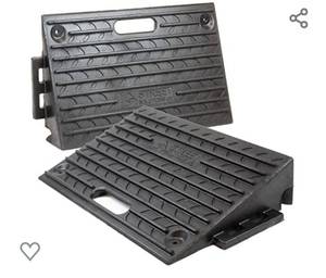 lot 119 image: 4 Inch Driveway Curb Ramp, Heavy Duty Rubber Ramps Perfect for Sidewalk, Low Cars, Curb Ramps for Motorhome, Truck, Shed Ramps, Pets & Wheelchair Threshold Ramp (4)
