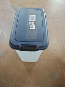 lot 221 image: bin wheels plastic