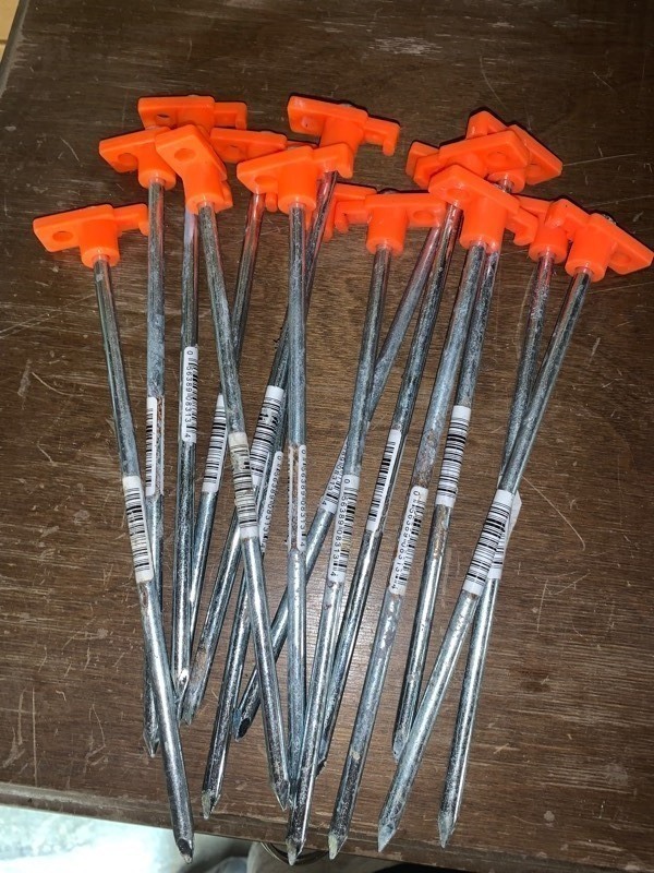 lot 200 image: 15- 10 Ground Stakes