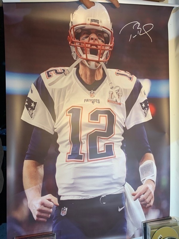 lot 226 image: New Tom Brady New England Patriots 24x36 Poster