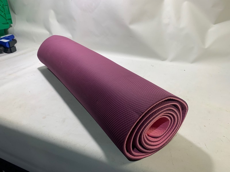 lot 227 image: Adult Sized Comfy Yoga Mat