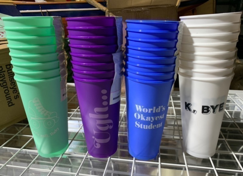 lot 203 image: Pack of 32 Large Fun Drink Cups