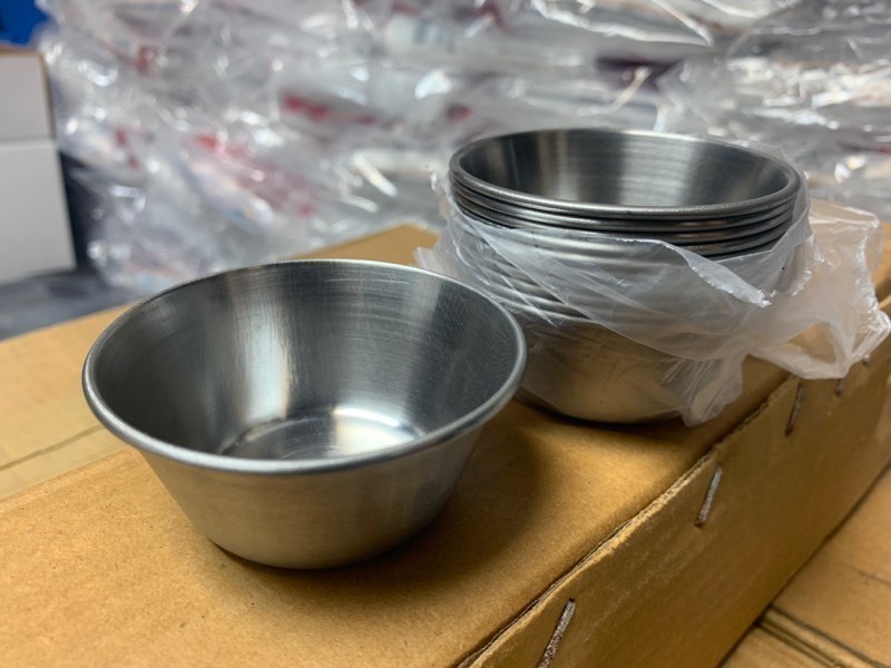 lot 157 image: 60 New Stainless Steel Ramekins