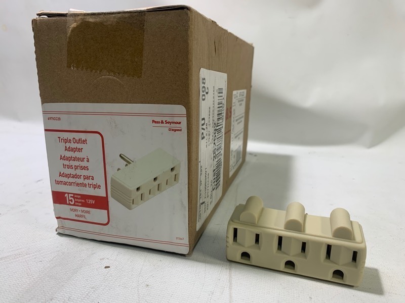 lot 162 image: 10 New Pass & Seymour Ivory Triple Outlet Adapters