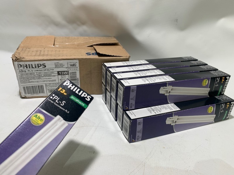 lot 190 image: New Box of 10 Philips Alto PL-S 13W Cool White Light Bulbs
