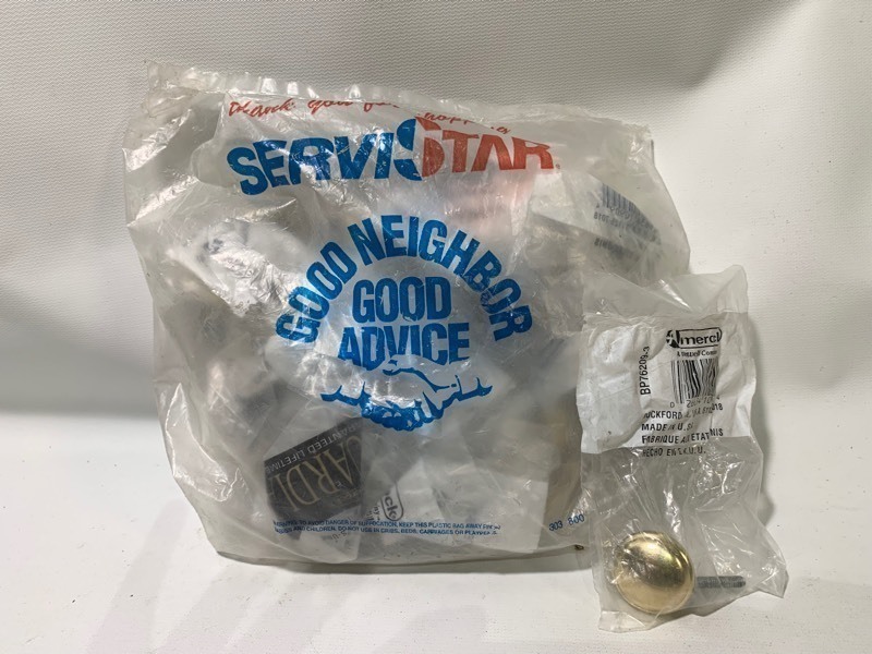 lot 249 image: New Bag of Servistar Guardian Cabinet Knobs and Matching Screws