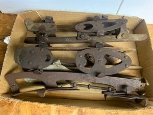 lot 9 image: Vintage Ice Skating Blades Decor Pieces