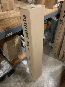 lot 10 image: New Box of 30 Philips Alto II Light Bulbs