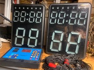 lot 49 image: Sports Game Clock Score Board w Shot Clock Controller and Cords