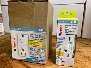 lot 91 image: 4 New Legrand Radiant Audible Alarm GFCI White Plug-Ins