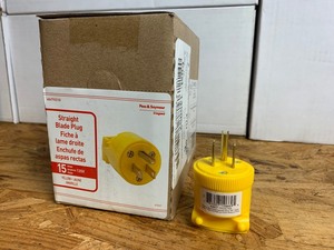 lot 86 image: 10 New Pass & Seymour Yellow Straight Blade Plugs