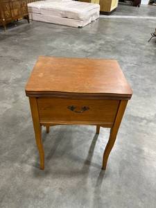 lot 1046 image: Sewing machine cabinet 30 x 44 open x