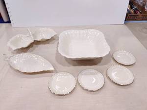 lot 1131 image: Lenox and Spode serving pieces