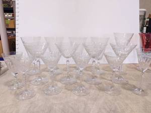 lot 1145 image: Crystal goblets