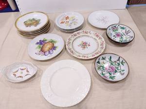 lot 1146 image: Noritake and other collectible plates