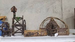 lot 2025 image: Doll furniture and accessories