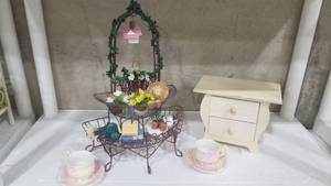 lot 2030 image: Doll furniture and accessories