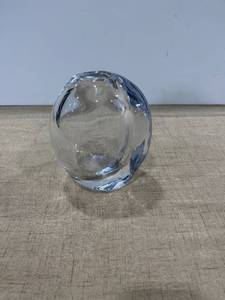 lot 1155 image: Kosta vase