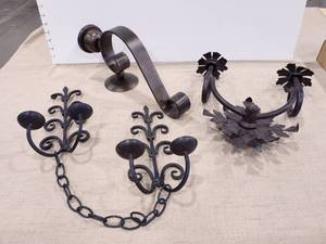 lot 1189 image: Wrought iron candlesticks
