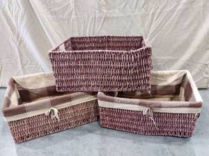 lot 1200 image: Decorative baskets
