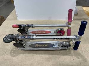 lot 1223 image: A set of two razor scooters