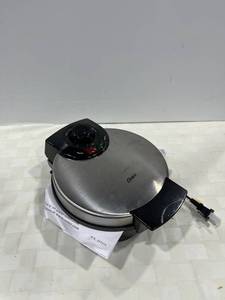 lot 1086 image: Oster waffle maker
