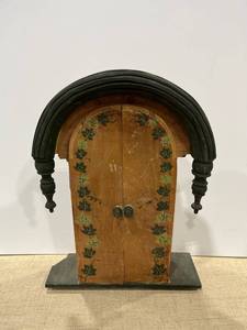 lot 1226 image: Small decorative cabinet with a broken edge