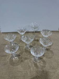 lot 1157 image: Set of eight glasses of various sizes