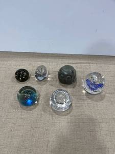 lot 1176 image: Six paperweights