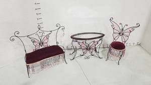 lot 2059 image: Butterfly doll furniture