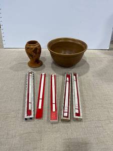 lot 1242 image: Chopsticks and pottery