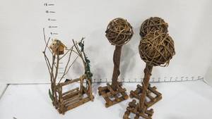 lot 2100 image: Doll swing and accessories