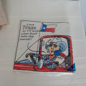 lot 3030 image: LOVE TEXAS t shirt. Size large. New in package