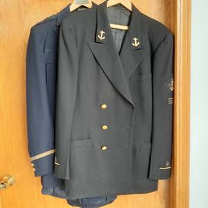 lot 3021 image: ROTC Blouse and whole outfit (pants and blouse). Size 4042
