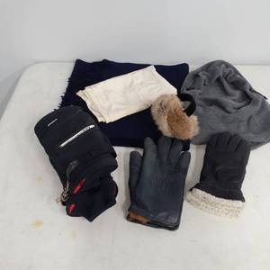 lot 3022 image: Scarves, gloves, ear muffs and a hoodie