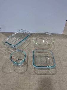 lot 1264 image: Set of four pieces of Pyrex