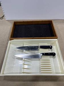 lot 1273 image: Organizing trays and two very nice knives