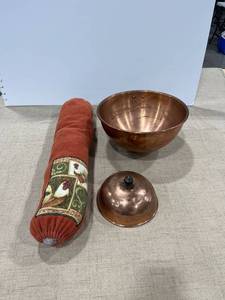 lot 1277 image: Copper bowl, lid and bag holder