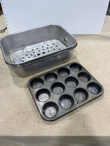 lot 1280 image: Baking items