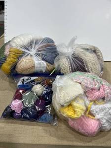 lot 1336 image: Bags of yarn