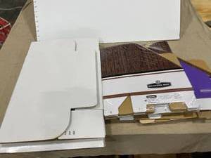 lot 1363 image: Bankers boxes and organizers