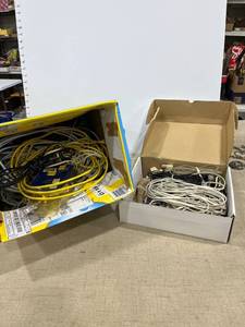 lot 1389 image: Computer cords and other telephone cords
