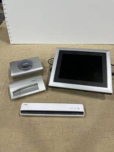 lot 1391 image: A memory frame, neat scanner, CardScan and small canon printer