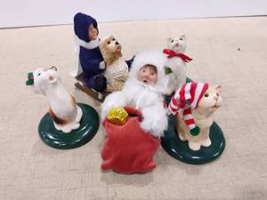 lot 1411 image: Buyers Choice figurines