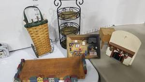 lot 2129 image: Doll furniture and accessories