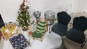lot 2131 image: Doll furniture and accessories