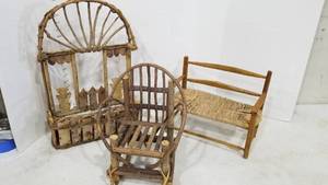 lot 2181 image: Doll furniture