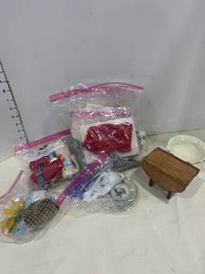 lot 2437 image: Dollhouse items and more