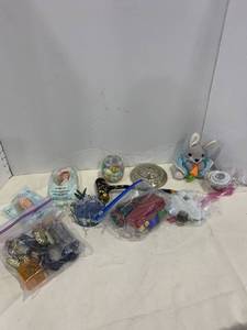 lot 2438 image: Doll house items