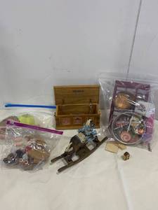 lot 2443 image: Doll house items and more